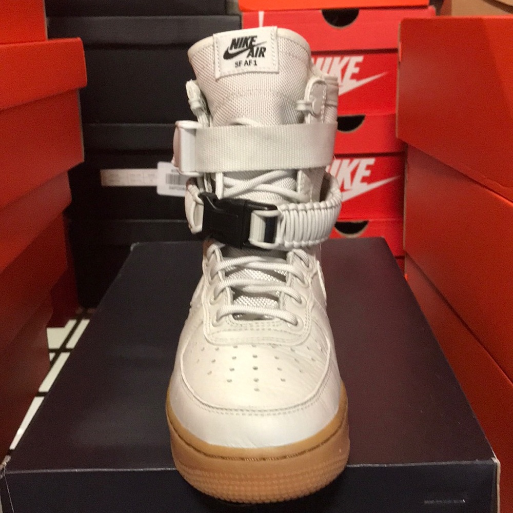 Women Nike SF AF1 - Picture 3 of 5